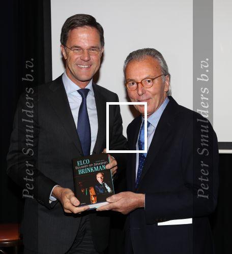 Den Haag, 8 Mei 2019
Uitreiking boek Elco Brinkman met de tekst: Bouwen en Bewaren
Elco Brinkman met Mark Rutte