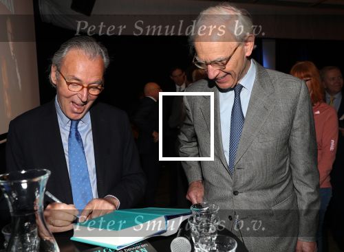 Den Haag, 8 Mei 2019
Uitreiking boek Elco Brinkman met de tekst: Bouwen en Bewaren
Mark Rutte met Onno Ruding
