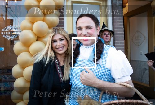 Amsterdam 1 april 2019
Opening the burger Room van Gordon. Gordon met Estelle Cruijff
