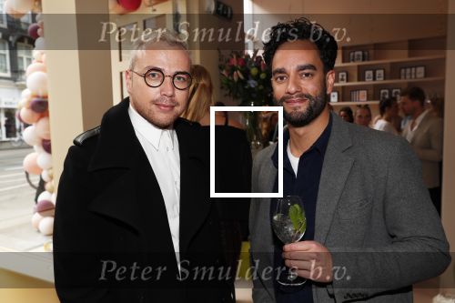 Amsterdam 12 april 2019
Opening winkel van Chantal Janzen &C op de van Woustraat. Freek Bartels met Jamai