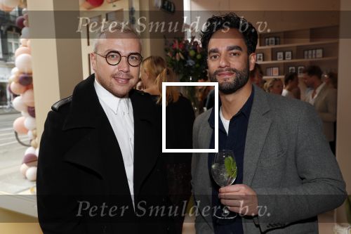 Amsterdam 12 april 2019
Opening winkel van Chantal Janzen &C op de van Woustraat. Freek Bartels met Jamai