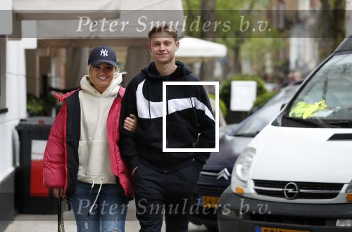Amsterdam 7 mei 2019
Frenkie de Jong met zijn vriendin Mikky in Amsterdam zuid.