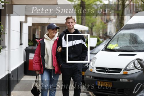 Amsterdam 7 mei 2019
Frenkie de Jong met zijn vriendin Mikky in Amsterdam zuid.