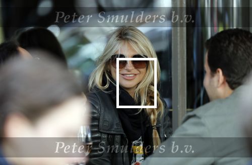 Amsterdam 11 mei 2019
Gaby Blaaser op terras bij v Dam .