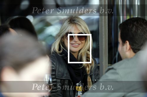 Amsterdam 11 mei 2019
Gaby Blaaser op terras bij v Dam .