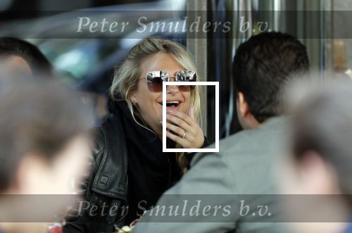 Amsterdam 11 mei 2019
Gaby Blaaser op terras bij v Dam .
