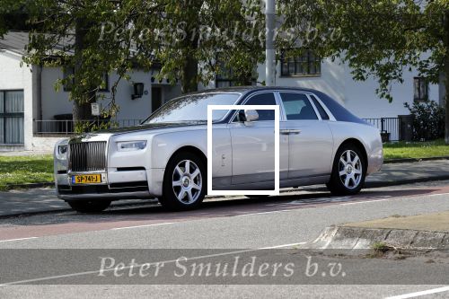 Amsterdam 14 april 2019
Gerard Spong met zijn hondje en zijn nieuwe Rolls Royce.