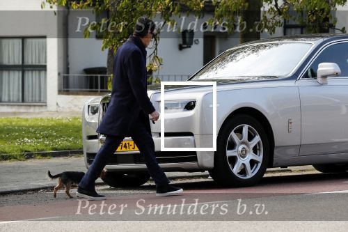 Amsterdam 14 april 2019
Gerard Spong met zijn hondje en zijn nieuwe Rolls Royce.