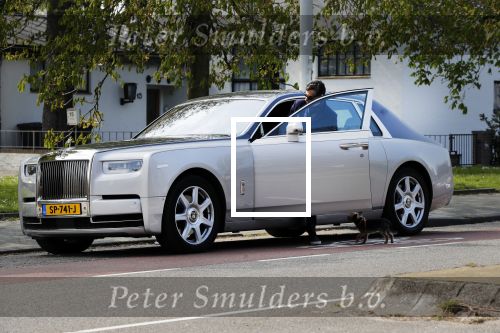 Amsterdam 14 april 2019
Gerard Spong met zijn hondje en zijn nieuwe Rolls Royce.