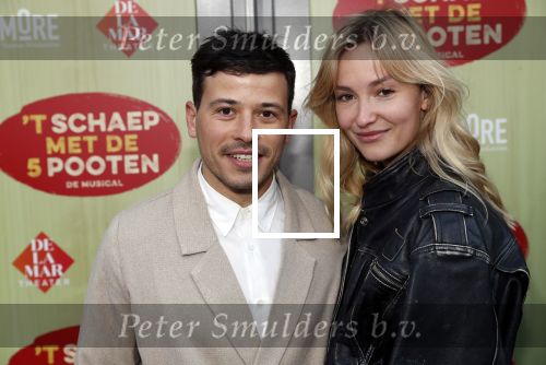 Amsterdam 14 april 2019
Premiere van t schaep met de 5 poten in het deLamar theater. Geza Weisz met zijn nieuwe vriendin