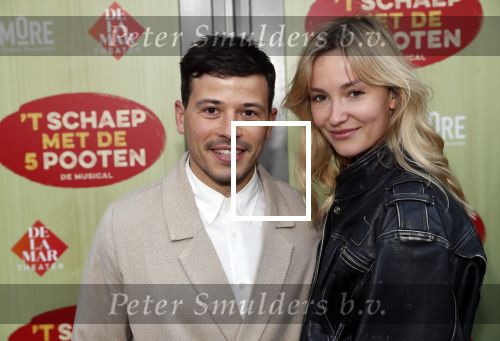 Amsterdam 14 april 2019
Premiere van t schaep met de 5 poten in het deLamar theater. Geza Weisz met zijn nieuwe vriendin