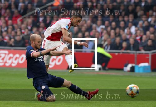 Amsterdam, 31 Maart 2019 AJAX-PSV, eindstand 3-1
Hakim Ziyech en Jorrit Hendrix
