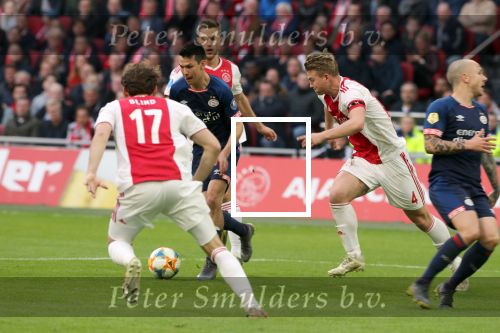 Amsterdam, 31 Maart 2019 AJAX-PSV, eindstand 3-1
Hirving Lozano Matthijs de Ligt en Daley Blind
