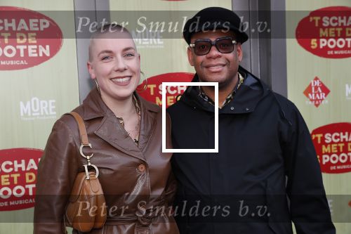 Amsterdam 14 april 2019
Premiere van t schaep met de 5 poten in het deLamar theater. Howard Komproe en partner Fien Ploeger