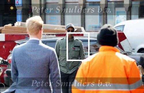 Den Haag 9 april 2019
Humberto tan fluitend op straat onderweg naar Libelle event in Dudok.