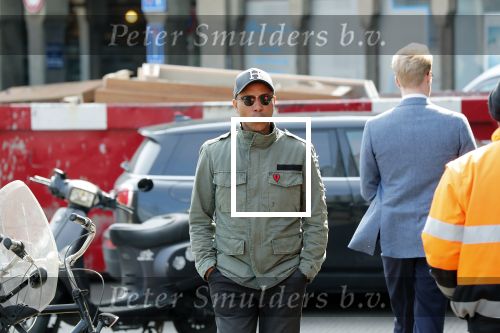 Den Haag 9 april 2019
Humberto tan fluitend op straat onderweg naar Libelle event in Dudok.