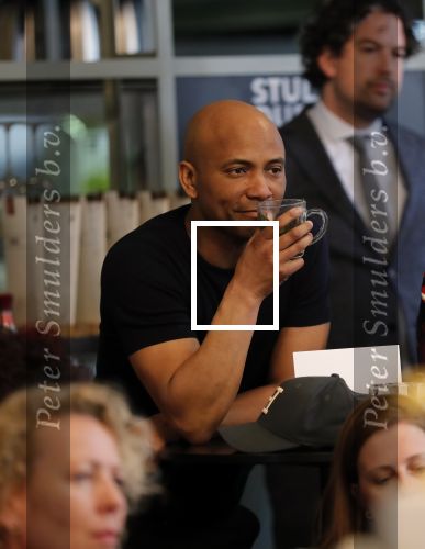 Den Haag 9 april 2019
Presentatie Libelle 85 jaar in cafe Dudok met oa Humberto Tan Ingrid v Engelshoven Hilmar Mulder gepresenteerd door Ebru Umar.