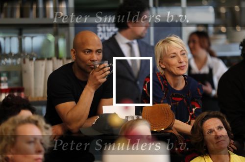 Den Haag 9 april 2019
Presentatie Libelle 85 jaar in cafe Dudok met oa Humberto Tan Ingrid v Engelshoven Hilmar Mulder gepresenteerd door Ebru Umar.