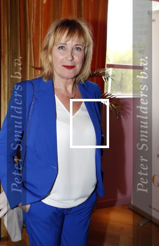 Amsterdam 7 mei 2019
Boekpresentatie Camilla Lackberg bij Mama Kelly in olympisch stadion.
aanwezig oa Daphne Deckers
Isa Hoes
Heleen van Royen
Anna Drijver
Marion Pauw
Susan Smit
Moniqiue des Bouvrie
Patricia Snel
Marlies Dekkers
Inge Ipenburg