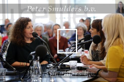 Den Haag 9 april 2019
Presentatie Libelle 85 jaar in cafe Dudok met oa Humberto Tan Ingrid v Engelshoven Hilmar Mulder gepresenteerd door Ebru Umar.