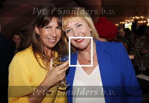 Amsterdam 7 mei 2019
Boekpresentatie Camilla Lackberg bij Mama Kelly in olympisch stadion.
aanwezig oa Daphne Deckers
Isa Hoes
Heleen van Royen
Anna Drijver
Marion Pauw
Susan Smit
Moniqiue des Bouvrie
Patricia Snel
Marlies Dekkers
Inge Ipenburg
Isa Hoes en Inge Ipenburg