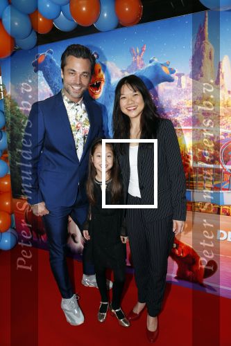 Amsterdam 7 april 2019
Premiere wonderpark in pathe arena. Jan Kooijman met vrouw en dochter