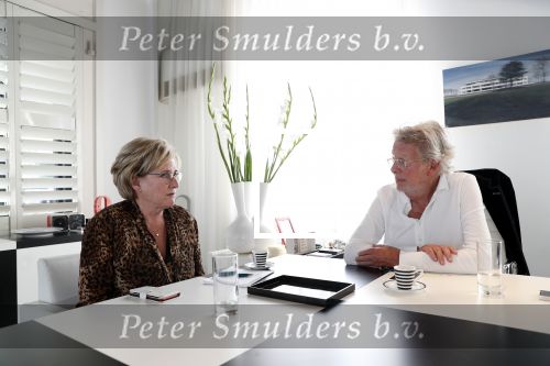 Naarden Vesting 18 april 2019
Catharine Keyl interviewt Jan des Bouvrie bij het Arsenaal.