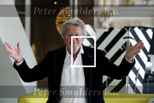 Naarden Vesting 18 april 2019
Catharine Keyl interviewt Jan des Bouvrie bij het Arsenaal.