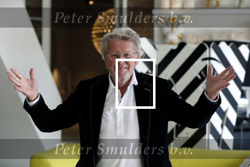 Naarden Vesting 18 april 2019
Catharine Keyl interviewt Jan des Bouvrie bij het Arsenaal.