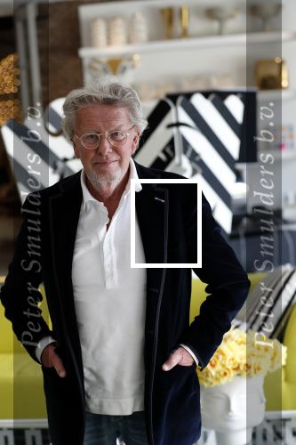 Naarden Vesting 18 april 2019
Catharine Keyl interviewt Jan des Bouvrie bij het Arsenaal.