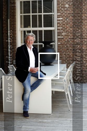 Naarden Vesting 18 april 2019
Catharine Keyl interviewt Jan des Bouvrie bij het Arsenaal.