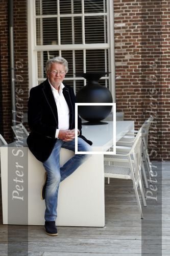 Naarden Vesting 18 april 2019
Catharine Keyl interviewt Jan des Bouvrie bij het Arsenaal.