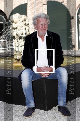 Naarden Vesting 18 april 2019
Catharine Keyl interviewt Jan des Bouvrie bij het Arsenaal.