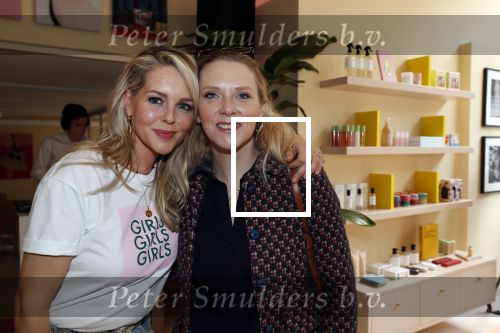 Amsterdam 12 april 2019
Opening winkel van Chantal Janzen &C op de van Woustraat. Chantal met Jelka v Houten
