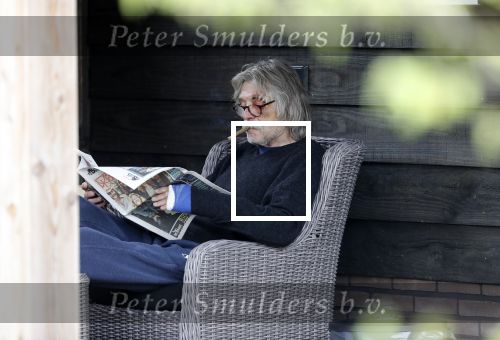 Grolloo 6 april 2019
Johan Derksen in de tuin van zijn huis na zijn ongeluk.