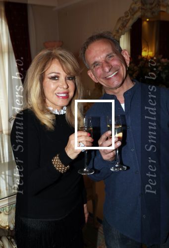 Eindhoven,9 April 2019
Verzoening tussen Johan Vlemmix en Patricia Paaij samen met de advocaat van Paaij