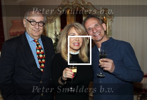 Eindhoven,9 April 2019
Verzoening tussen Johan Vlemmix en Patricia Paaij samen met de advocaat van Paaij