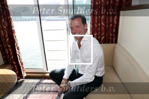 Amsterdam 7 april 2019
John de Bever Sieneke en Marianne Weber op een grote boot met allemaal gasten.