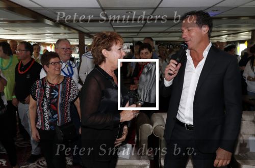 Amsterdam 7 april 2019
John de Bever Sieneke en Marianne Weber op een grote boot met allemaal gasten.