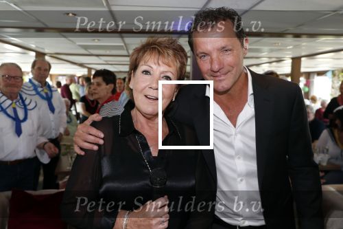 Amsterdam 7 april 2019
John de Bever Sieneke en Marianne Weber op een grote boot met allemaal gasten.