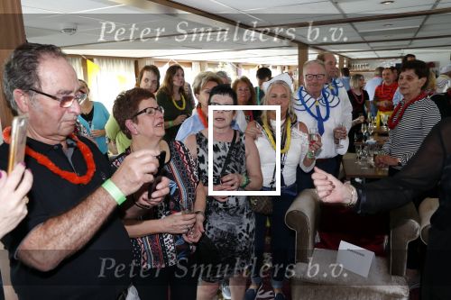 Amsterdam 7 april 2019
John de Bever Sieneke en Marianne Weber op een grote boot met allemaal gasten.