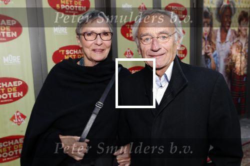 Amsterdam 14 april 2019
Premiere van t schaep met de 5 poten in het deLamar theater. Karel de Rooij en partner Yvonne