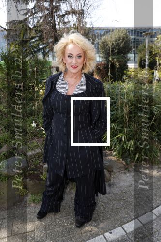 Amsterdam 8 april 2019
Strong women award in het Apollo Hotel. Karin Bloemen min 25 kg