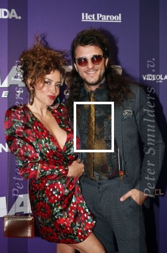 Amsterdam 15 april 2019
Premiere Baantjer in het nieuwe deLamar theater. katja Schuurman kwam met haar vader en vriend Freek v Noortwijk.