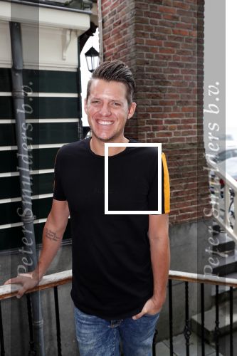 Volendam 6 mei 2019
10 jaar magazine 100%NL bij hotel Spaander. Kees Tol met nieuwe tatoo