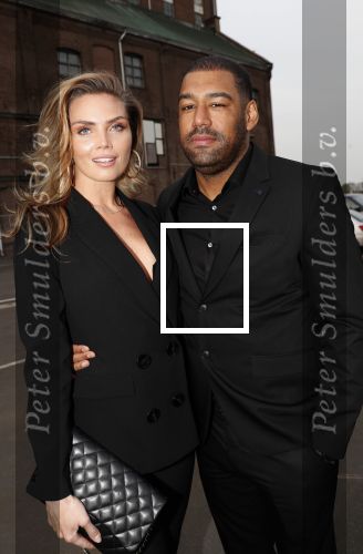 Halfweg 16 april 2019
50 jaar Rob Peetoom in the sugar factory. Kim Feenstra kwam met haar vriend en schoonzus Maria Tailor