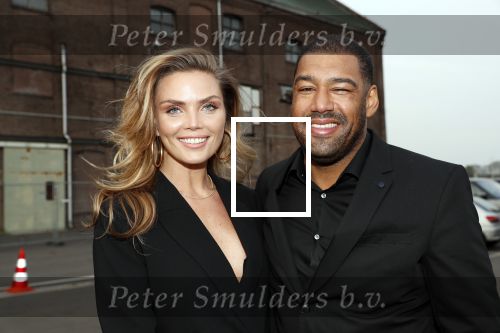 Halfweg 16 april 2019
50 jaar Rob Peetoom in the sugar factory. Kim Feenstra kwam met haar vriend en schoonzus Maria Tailor