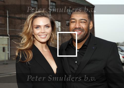 Halfweg 16 april 2019
50 jaar Rob Peetoom in the sugar factory. Kim Feenstra kwam met haar vriend en schoonzus Maria Tailor