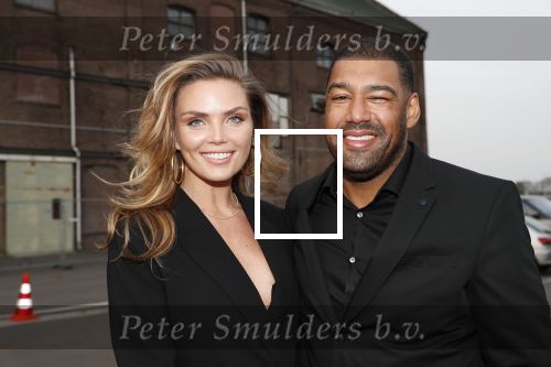 Halfweg 16 april 2019
50 jaar Rob Peetoom in the sugar factory. Kim Feenstra kwam met haar vriend en schoonzus Maria Tailor