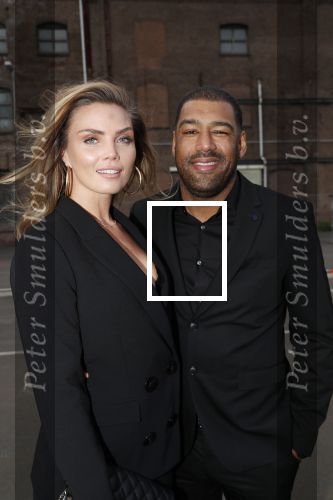 Halfweg 16 april 2019
50 jaar Rob Peetoom in the sugar factory. Kim Feenstra kwam met haar vriend en schoonzus Maria Tailor